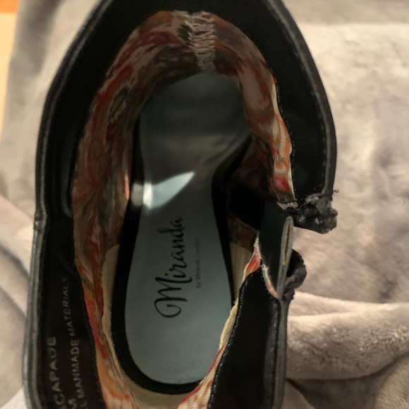 Miranda Lambert 5 inch Stiletto Peep Toe Booties - Picture 7 of 12